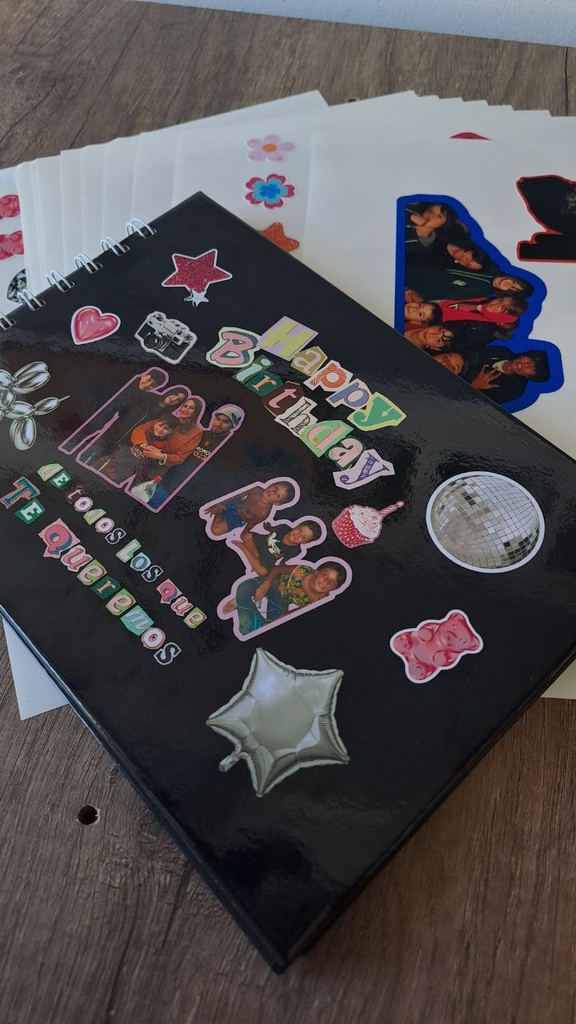 Álbum Scrapbook Viral Personalizado